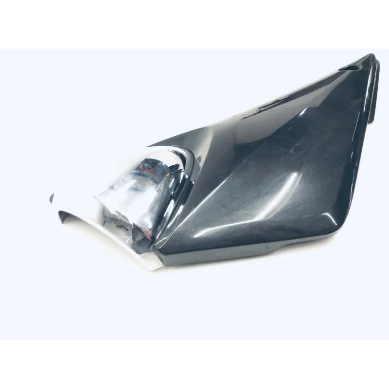 Cache carenage sous selle gauche SUZUKI GSF 600 2000-2004 BANDIT
