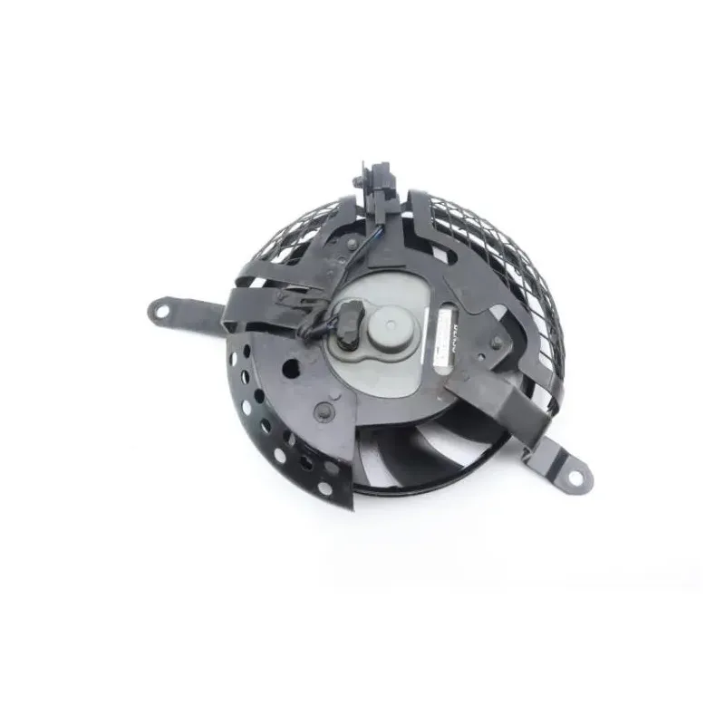 Ventilateur gauche SUZUKI GSXR 1300 HAYABUSA 2008 - 2010