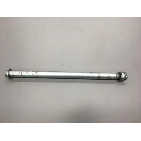 Axe de roue arriere KAWASAKI Z 800 2013-2016