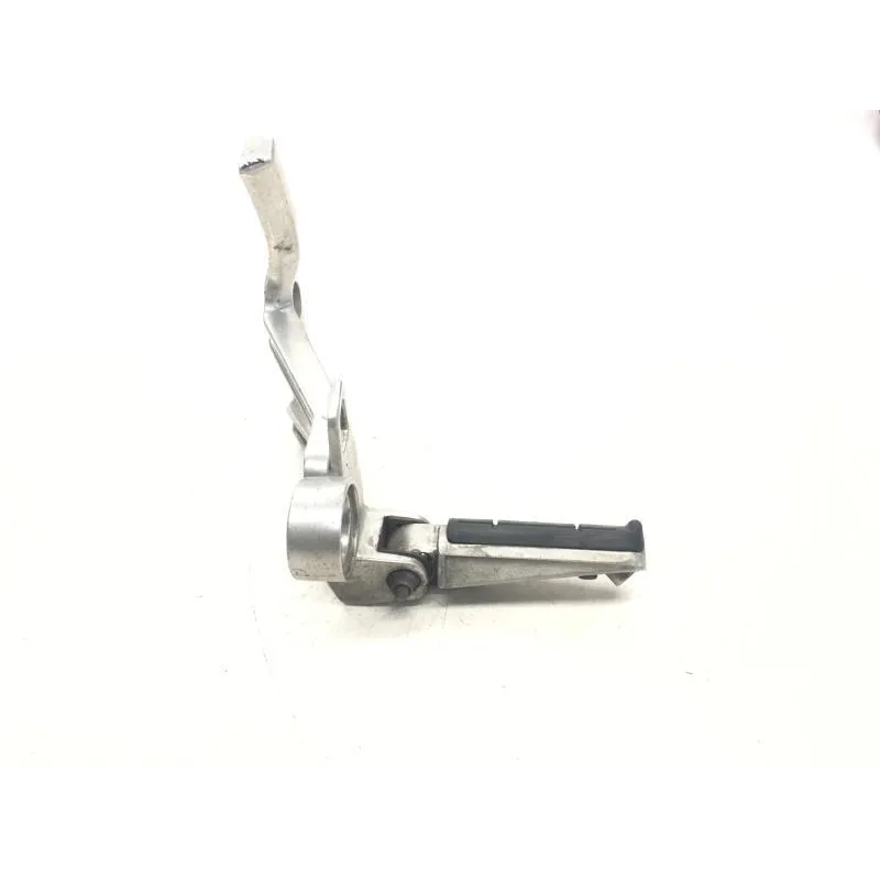 Platine et repose pieds arriere droit YAMAHA FZS 600 2002-2003 FAZER