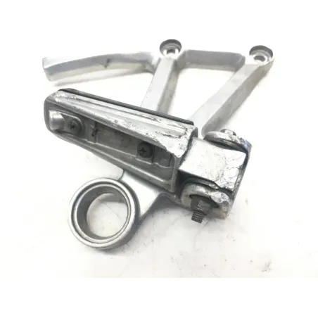 Platine et repose pieds arriere droit YAMAHA FZS 600 2002-2003 FAZER