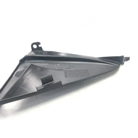 Cache carenage sous selle droit HONDA CB 1000 R 2008-2016