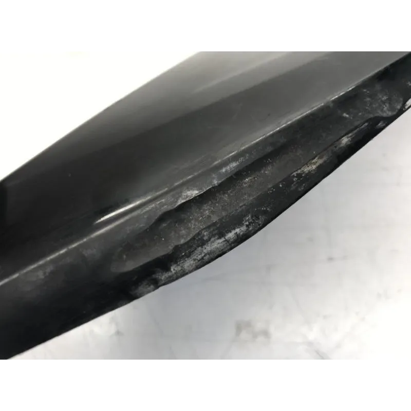 Cache carenage sous selle gauche SUZUKI GSF 1200 2001-2005 BANDIT