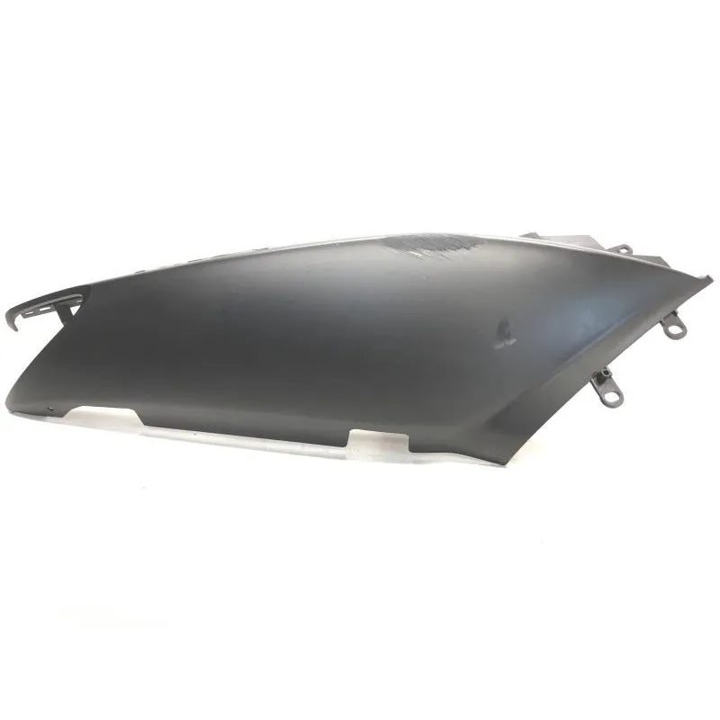 Cache carenage coque arriere droit YAMAHA XP 500 2001-2003 TMAX