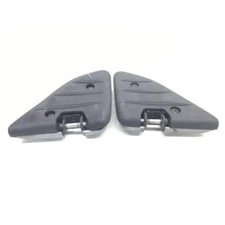 Repose pieds arriere droit HONDA SH 300 2011-2014