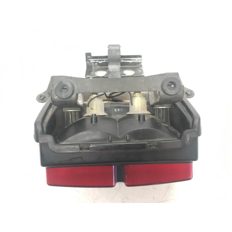 Feu arriere YAMAHA FZS 600 2002-2003 FAZER