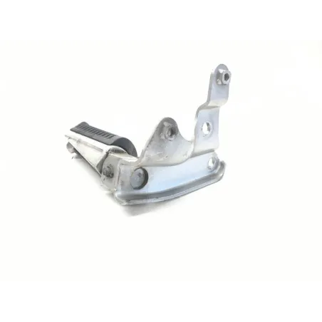 Platine et repose pieds arriere gauche YAMAHA XP 500 2001-2003 TMAX