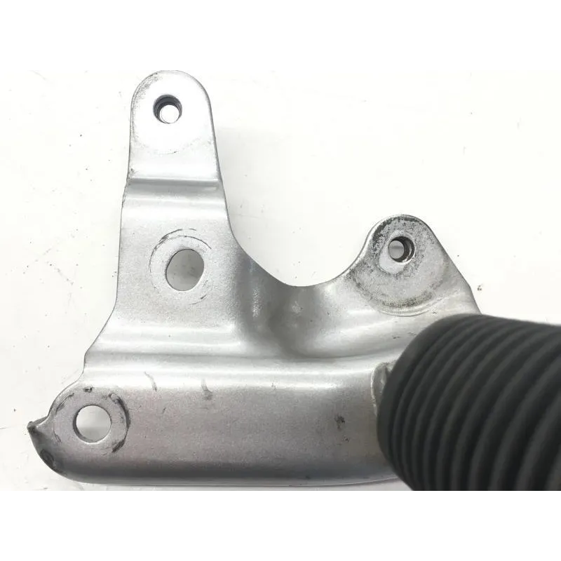 Platine et repose pieds arriere gauche YAMAHA XP 500 2001-2003 TMAX