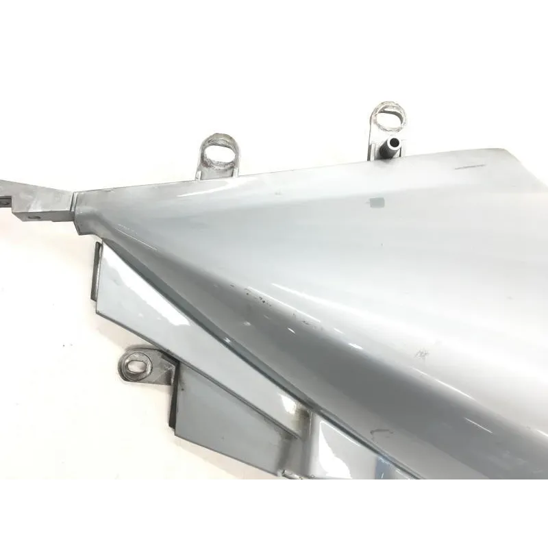 Cache carenage coque arriere droit YAMAHA XP 500 2001-2003 TMAX