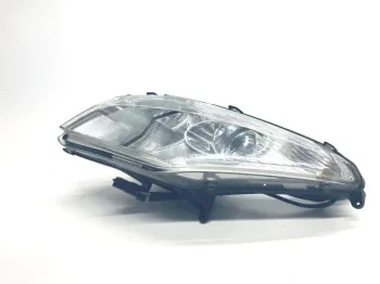 Optique avant droit (feux)(phare) PEUGEOT SATELIS 125 2006-2011