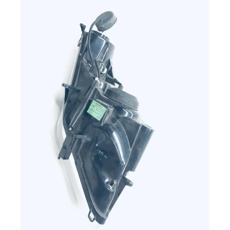 Optique avant droit (feux)(phare) PEUGEOT SATELIS 125 2006-2011