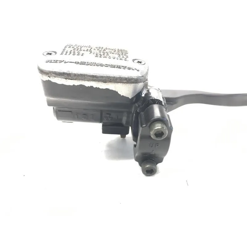 Maitre cylindre frein avant YAMAHA XP 500 2001-2003 TMAX
