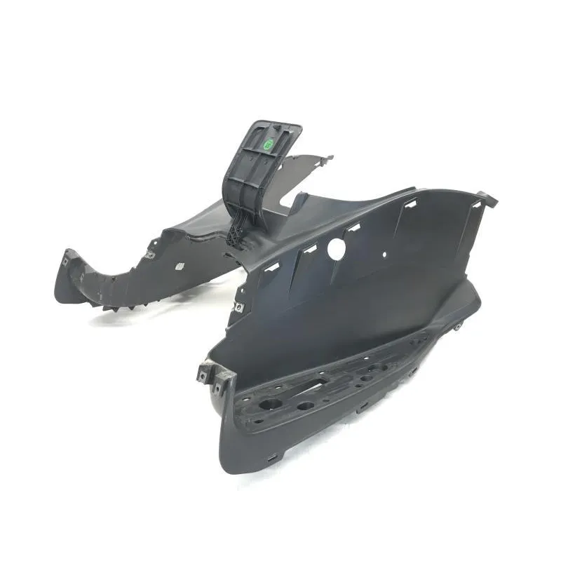 Plancher marche pied YAMAHA YPR 125 2010-2013 XMAX