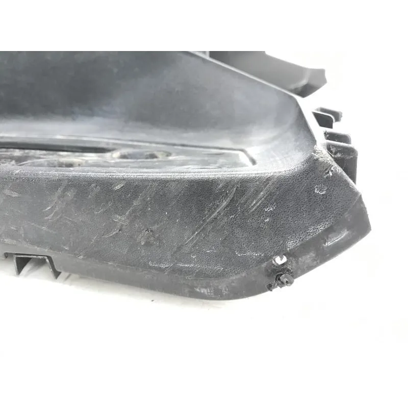 Plancher marche pied YAMAHA YPR 125 2014-2017 XMAX