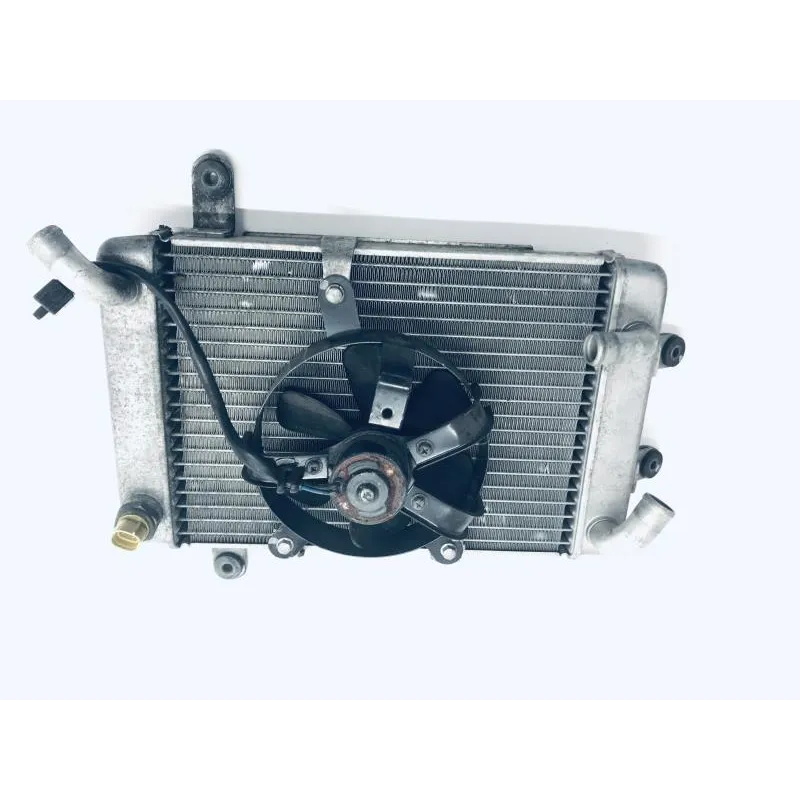 Radiateur eau SUZUKI AN 400 1999-2002 BURGMAN