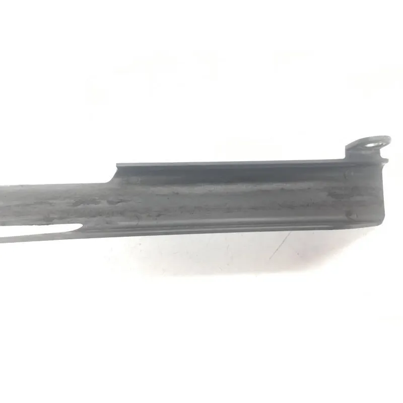 Cache chaine YAMAHA YZF 125 R 2008-2013