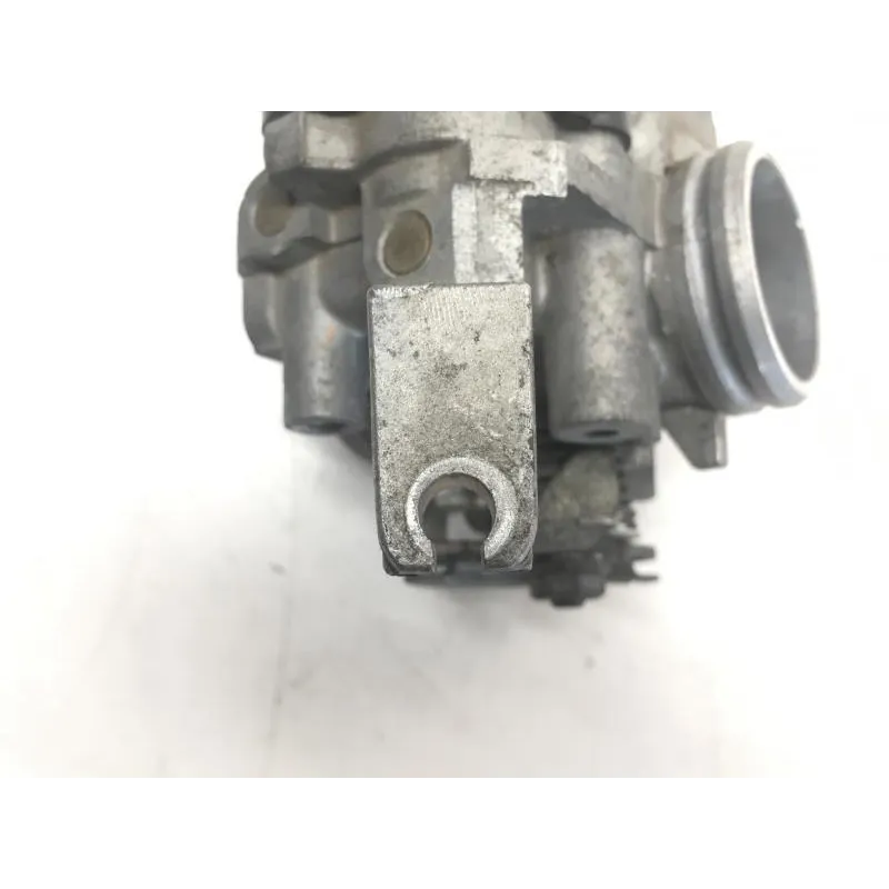 Corps papillon injection YAMAHA YZF 125 R 2008-2013