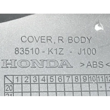Cache carenage coque arriere droit HONDA PCX 125 2021-2022