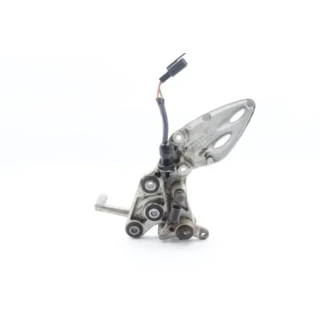 Platine avant droite SUZUKI GSXR 1300 HAYABUSA 2008 - 2010