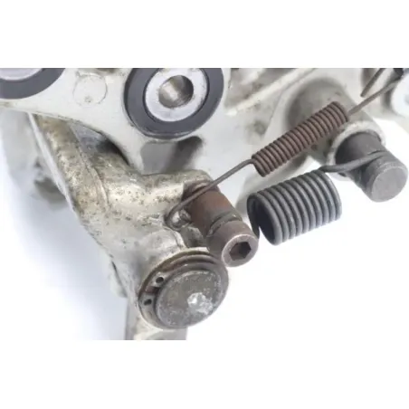 Platine avant droite SUZUKI GSXR 1300 HAYABUSA 2008 - 2010