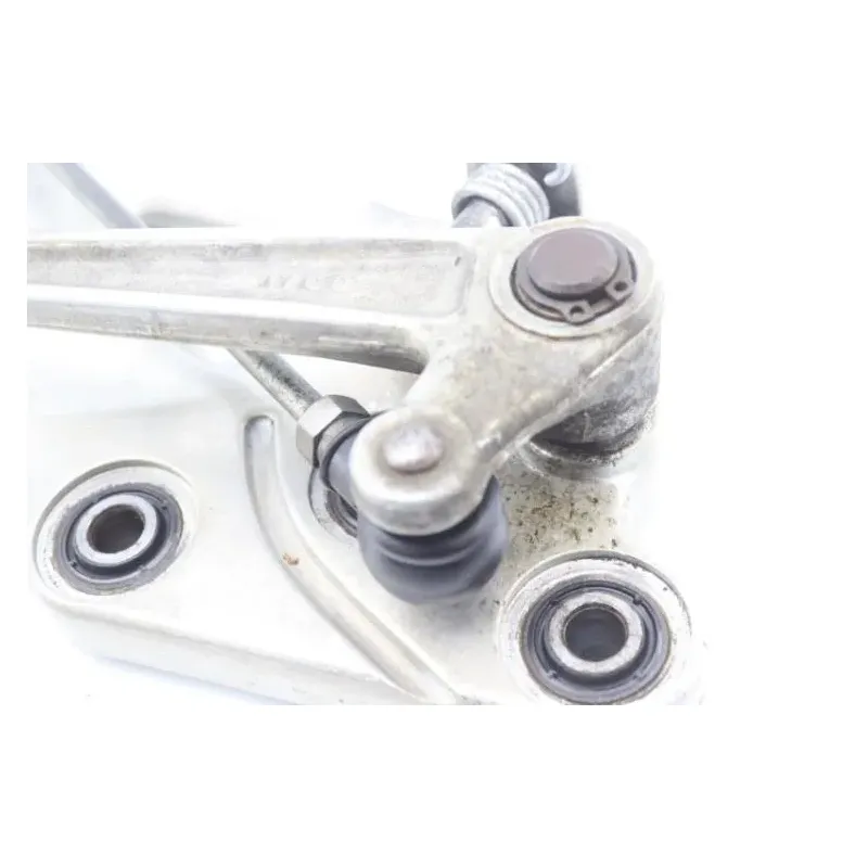 Platine avant gauche SUZUKI GSXR 1300 HAYABUSA 2008 - 2010