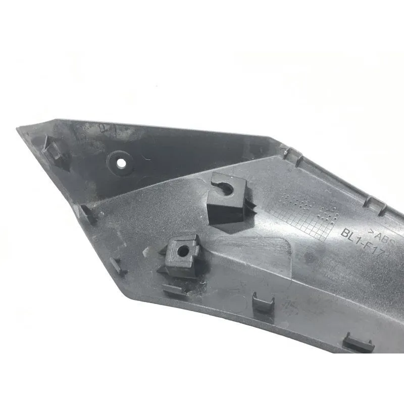 Demi sabot droit YAMAHA YPR 125 2018-2020 XMAX