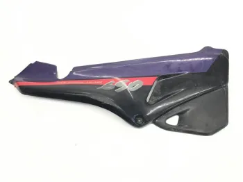 Cache carenage sous selle droit APRILIA PEGASO 650 1992-1996