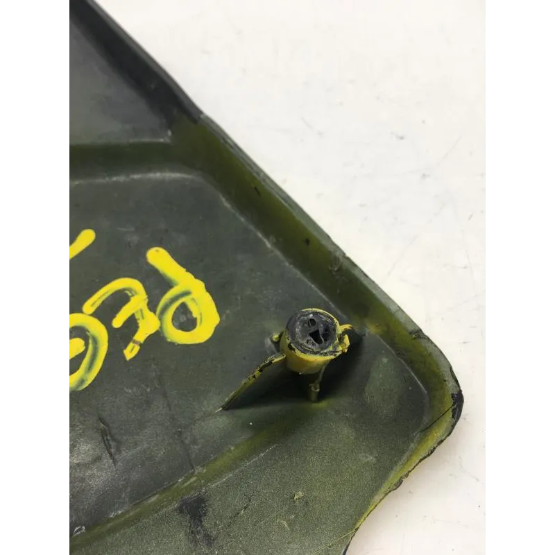 Cache carenage sous selle droit APRILIA PEGASO 650 1992-1996