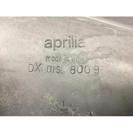 Cache carenage sous selle droit APRILIA PEGASO 650 1992-1996