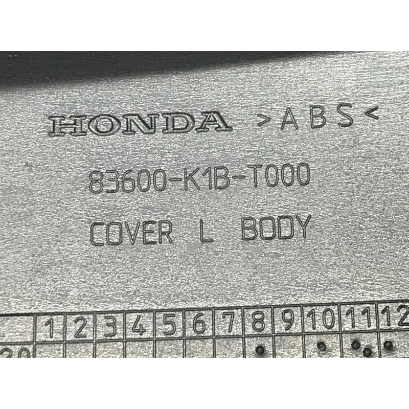 Cache carenage coque arriere gauche HONDA NSS 350 2021-2024 FORZA