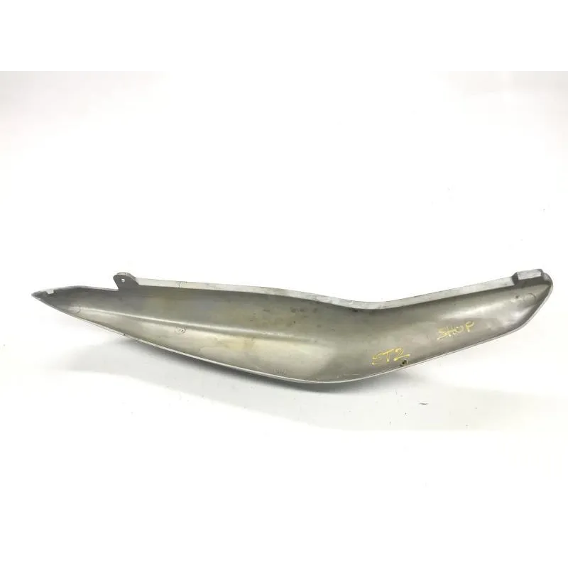 Cache carenage coque arriere gauche DUCATI ST2 944 1997-2003
