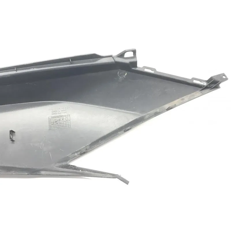 Cache carenage coque arriere gauche HONDA NSS 125 2017-2018 FORZA