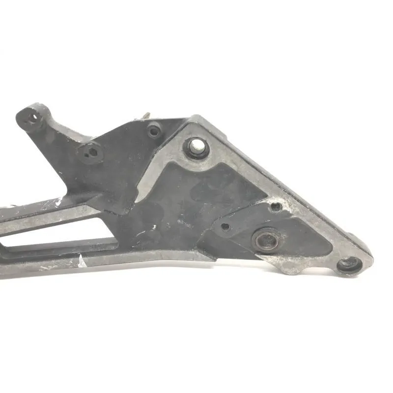 Platine et repose pieds arriere droit KAWASAKI GPZ 1000 RX 1986-1988