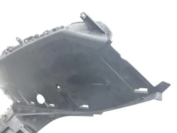 Cache carenage centrale marche pieds plancher YAMAHA YPR 125 2010-2013 XMAX