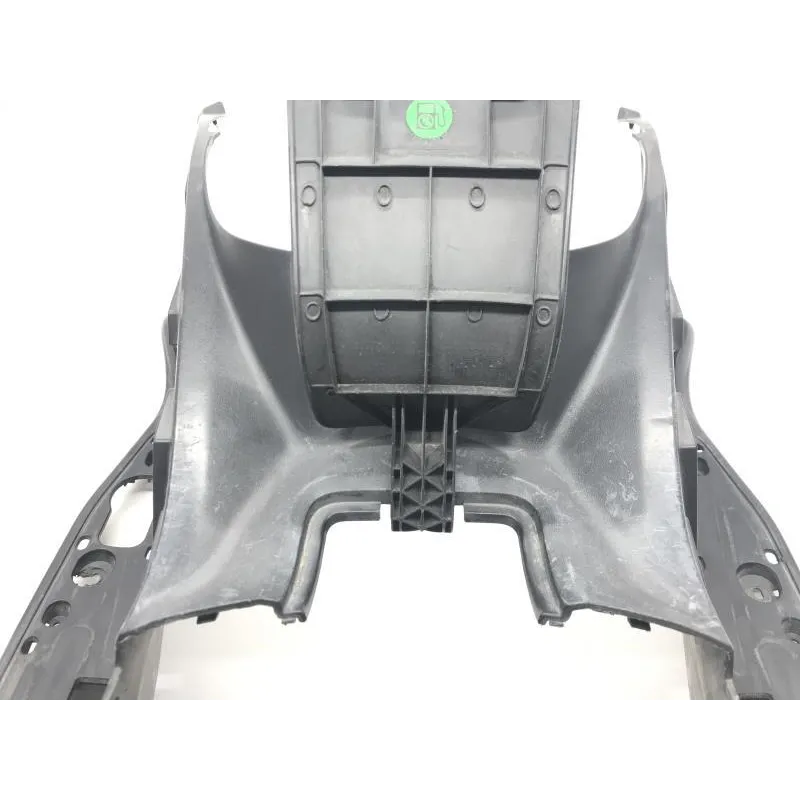 Cache carenage centrale marche pieds plancher YAMAHA YPR 125 2010-2013 XMAX