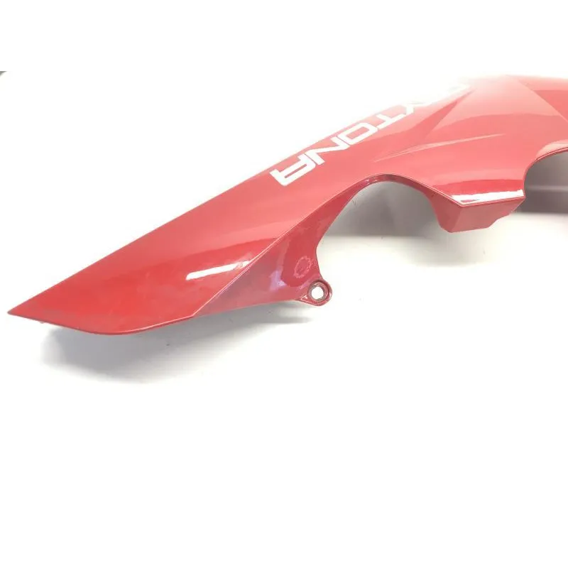 Cache flanc de carenage gauche TRIUMPH DAYTONA 675 2009-2012