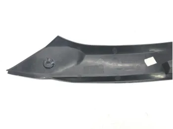 Cache interieur gauche TRIUMPH DAYTONA 675 2009-2012
