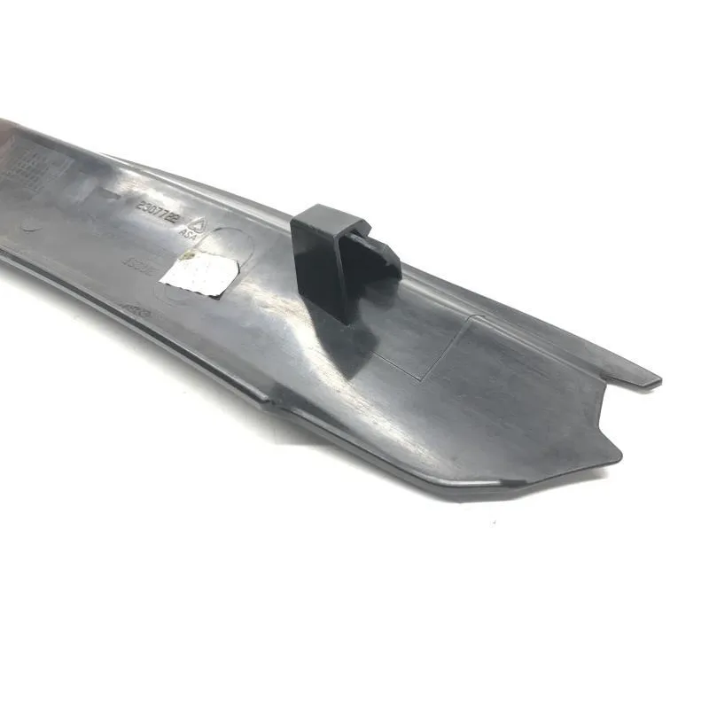 Cache interieur droit TRIUMPH DAYTONA 675 2009-2012