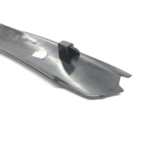 Cache interieur droit TRIUMPH DAYTONA 675 2009-2012