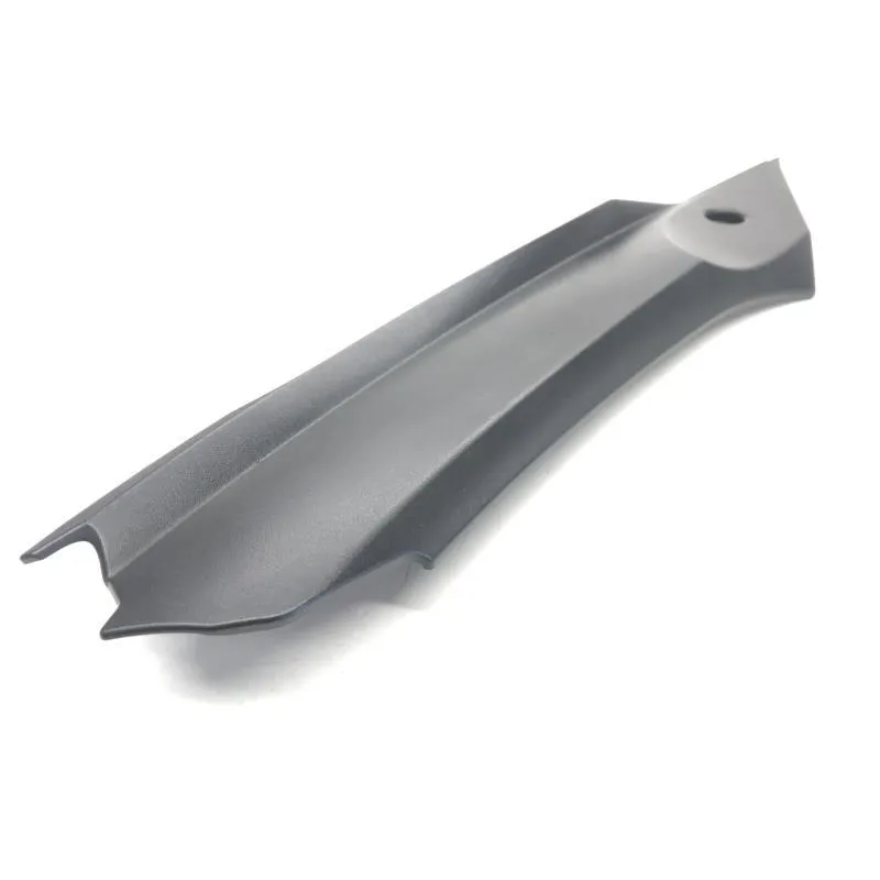 Cache interieur droit TRIUMPH DAYTONA 675 2009-2012