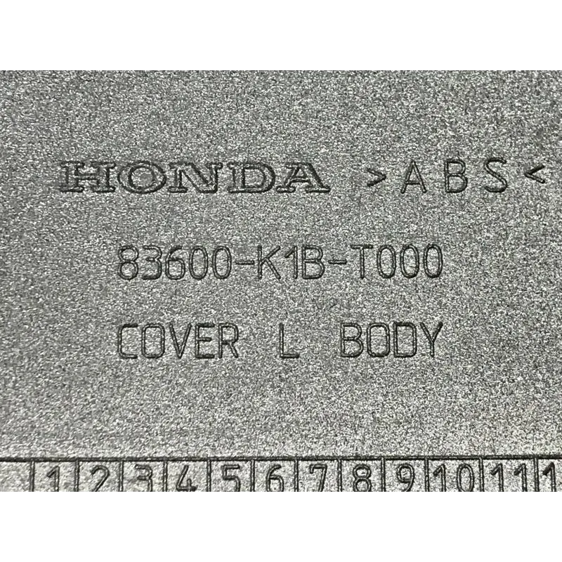 Cache carenage coque arriere gauche HONDA NSS 125 2021-2022 FORZA