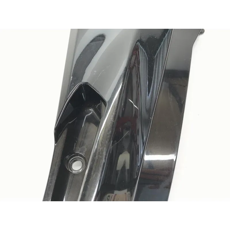 Cache carenage sous selle gauche YAMAHA FJR 1300 2006-2012