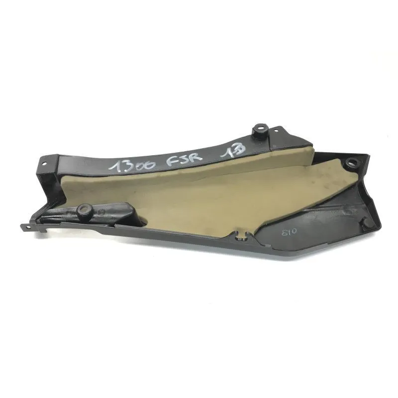 Cache carenage sous selle gauche YAMAHA FJR 1300 2006-2012