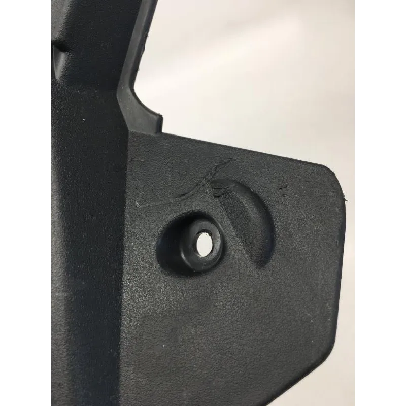 Cache carenage sous selle droit APRILIA RS 125 2006-2010