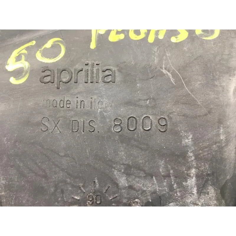 Cache carenage sous selle gauche APRILIA PEGASO 650 1992-1996