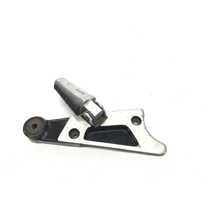Platine et repose pieds arriere droit YAMAHA VMAX 1200 1985-1992 U.S FULL