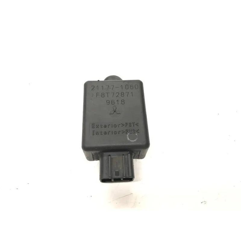 Relais boitier electrique KAWASAKI ZR7 750 1999-2003