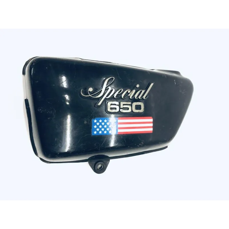 Cache carenage sous selle gauche YAMAHA XS 650 1978 SPECIAL