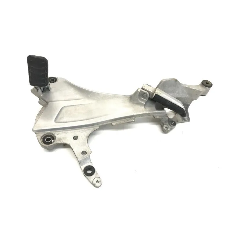 Platine arriere droite HONDA ST 1100 1996-2002 PAN EUROPEAN