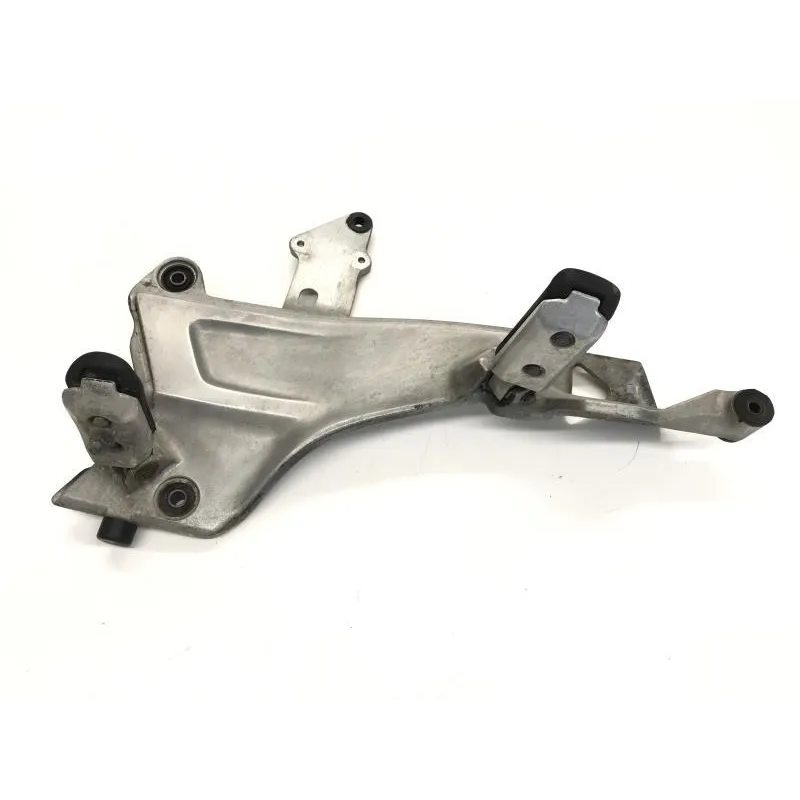 Platine arriere gauche HONDA ST 1100 1996-2002 PAN EUROPEAN